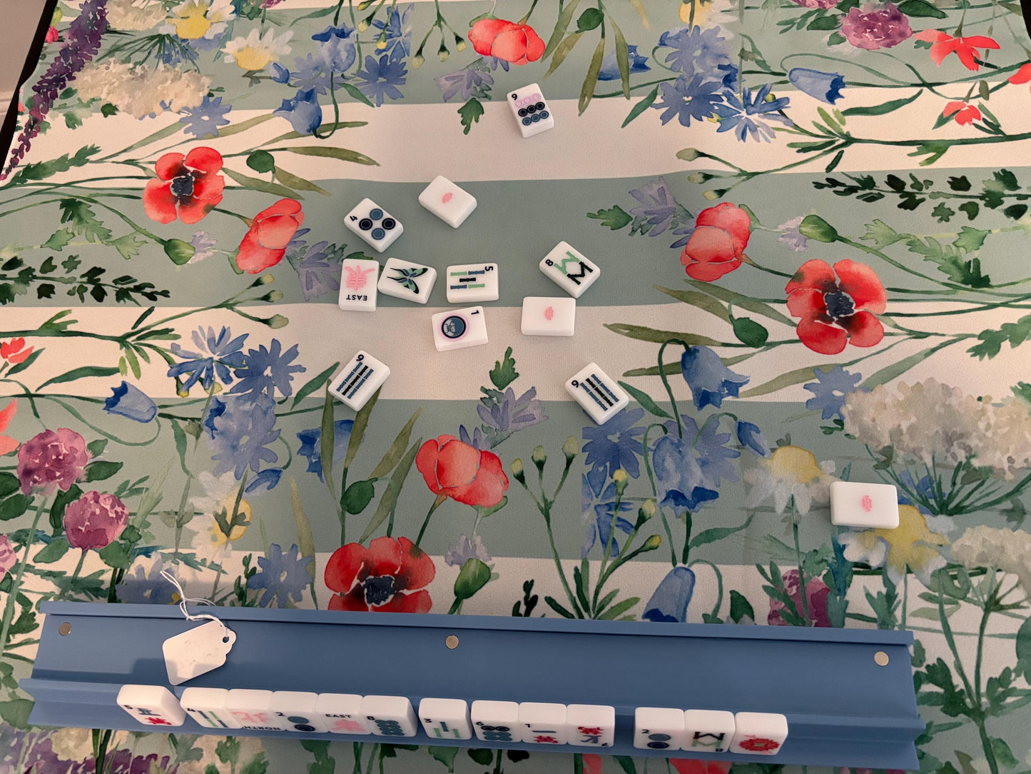 Sage Green Spring Floral Stripe Mahjong Mat: Mahj Game Tabletop (31.5-inch)